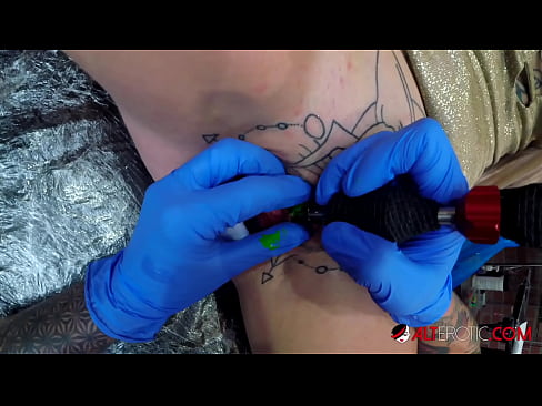 ❤️ Extremely tattooed hottie Sully Savage got a tattoo on her clitoris ☑ Sluts at porn en-us.mailkassa.ru ﹏